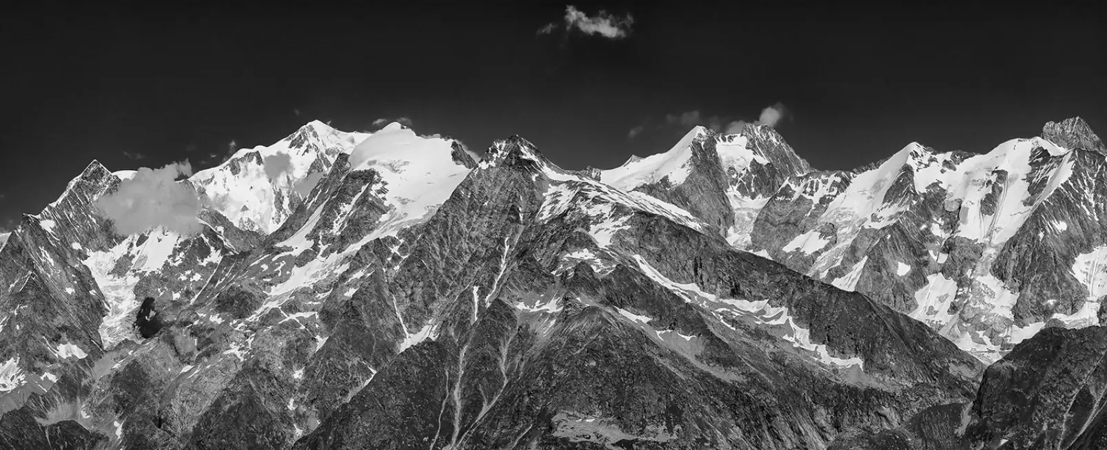 tableau-paysage-cretes-enneigees